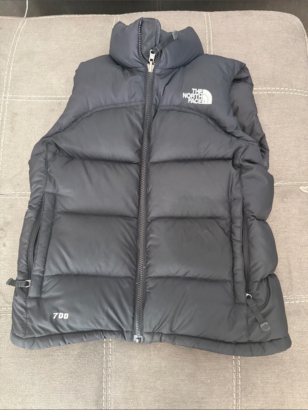 The North Face Black Men's 700 Fill Puffer Vest